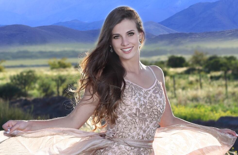 La Reina de la Vendimia sorprendió con su voz a sus seguidores