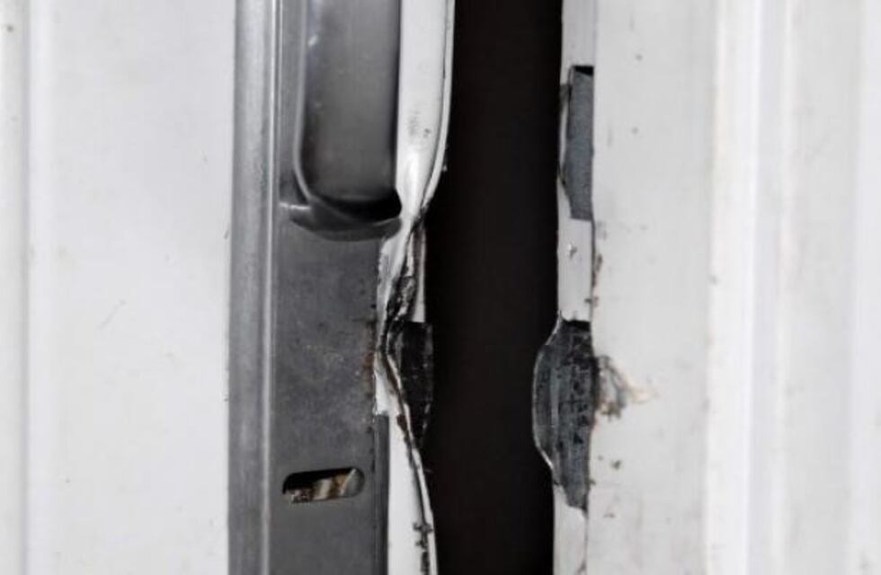 Ladrones robaron 80 mil pesos de una vivienda