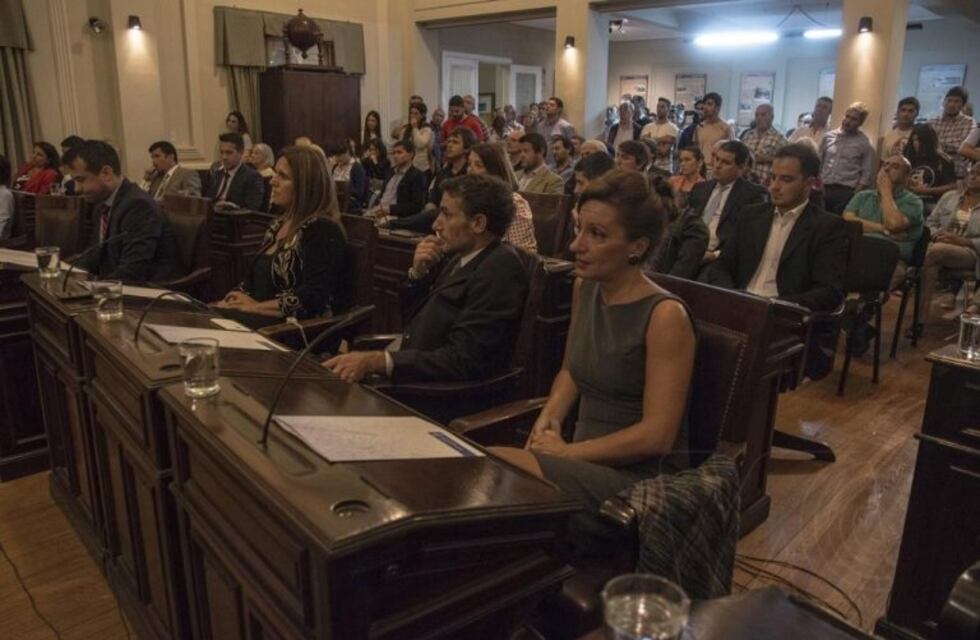 Una sesión del Concejo que dejó mucho para cortar