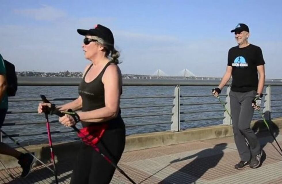 El tiempo lluvioso y frío impidió la caminata recreativa pero luego salió el sol