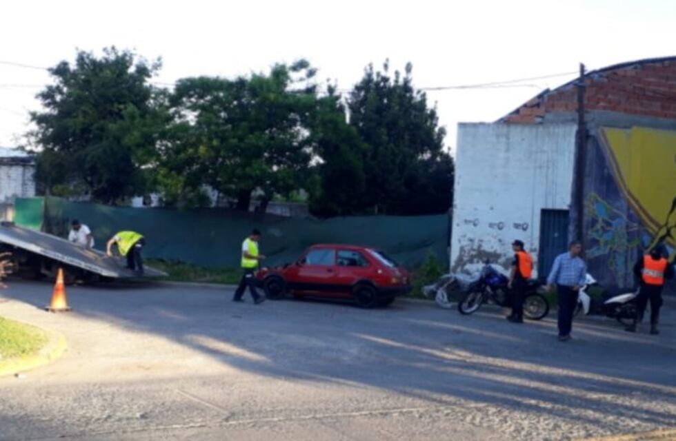Secuestraron autos y motos en un operativo policial