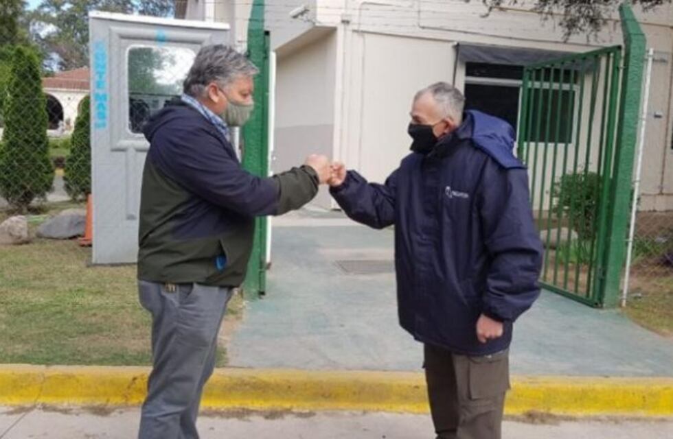 Quedó sin trabajo en el jardín pero consiguió uno nuevo gracias a las redes