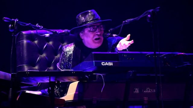 Charly García se presentó en el ex predio de la Rural de Rosario\u002E (Juan José García)