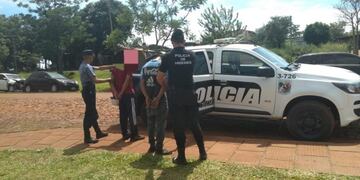 Se hacían pasar por policías y amenazaban a los vecinos para que los dejaran ingresar a las casas\u002E