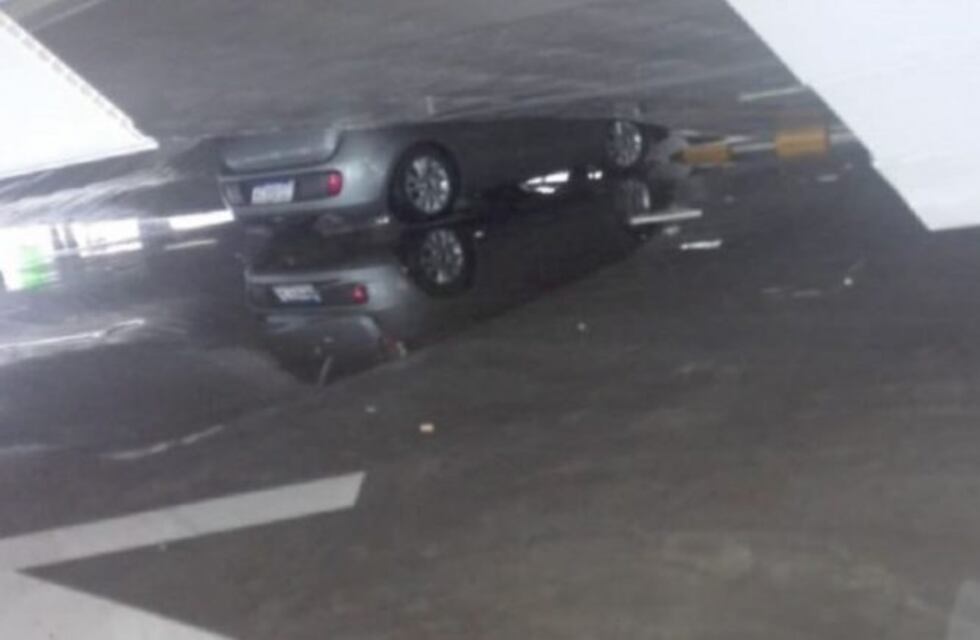 Video: se desplomó el techo de una estación de servicios en Entre Ríos