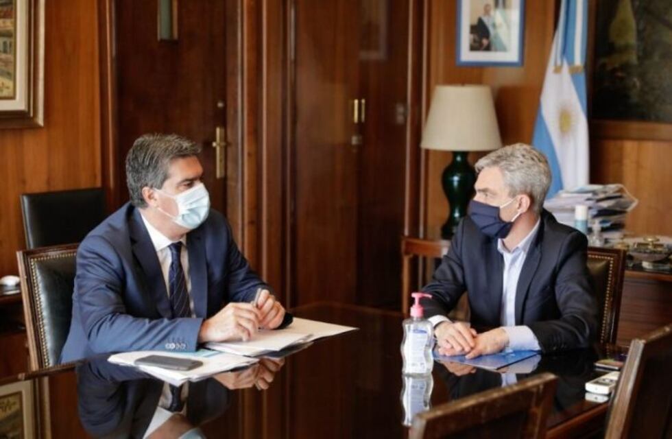 Meoni y Capitanich proyectaron la renovación de terminales de ómnibus de larga distancia