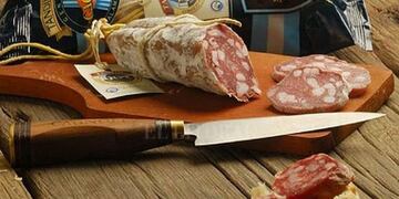 Tandil busca superarse elaborando el salame más alto del mundo