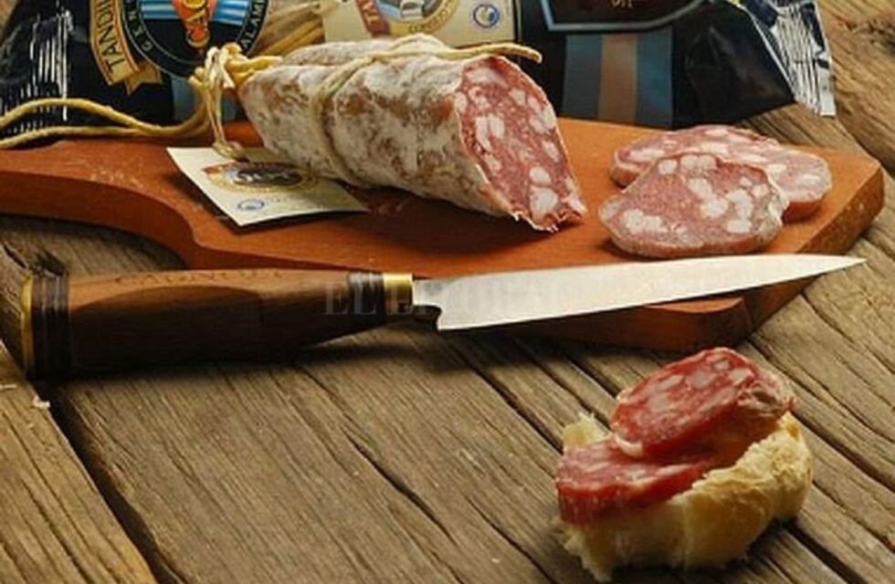 Tandil quiere hacer un salame más alto que la Estatua de la Libertad