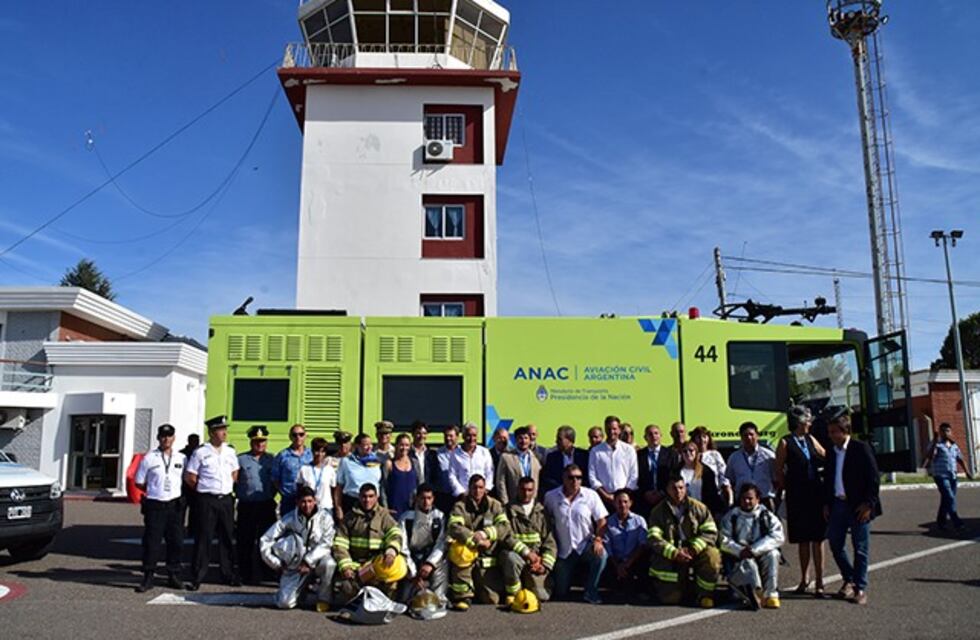 El Aeropuerto de Viedma ya cuenta con una nueva autobomba y elevó su categoría