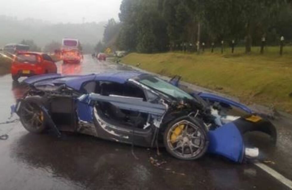 Le regalaron un auto de alta gama por sus 18 años pero lo destrozó
