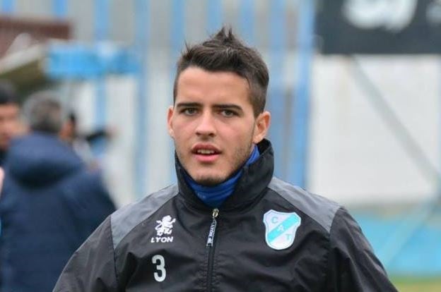 Web/ Alexis Zárate, jugador de Temperley