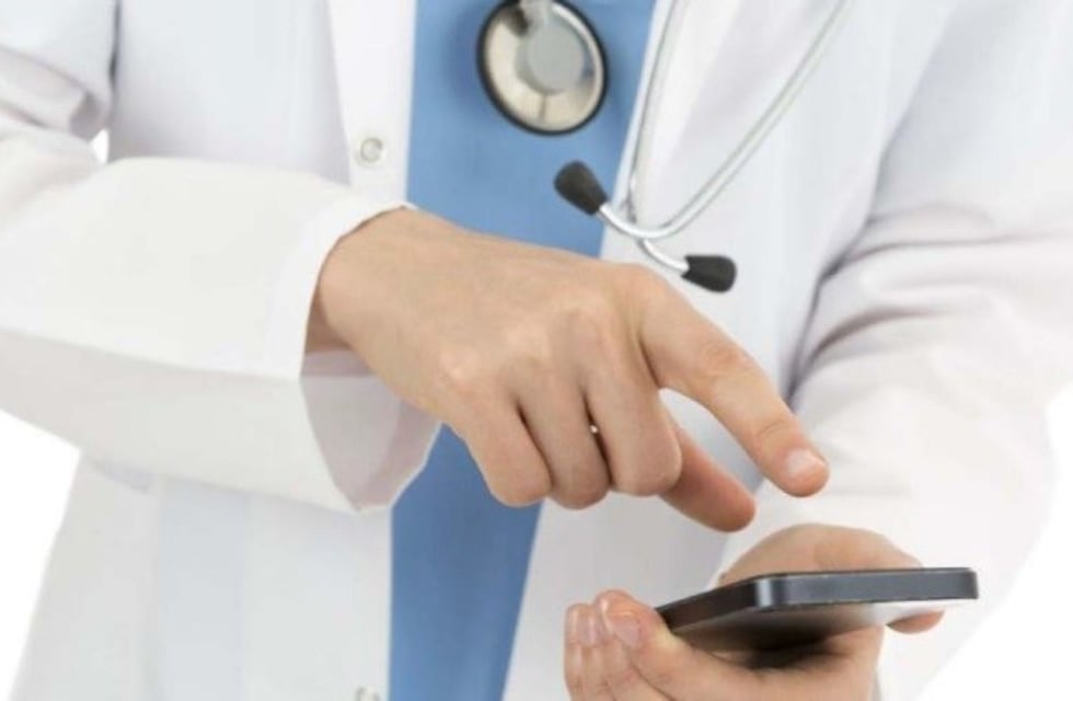 Un médico fue cesanteado por segunda vez en doce años