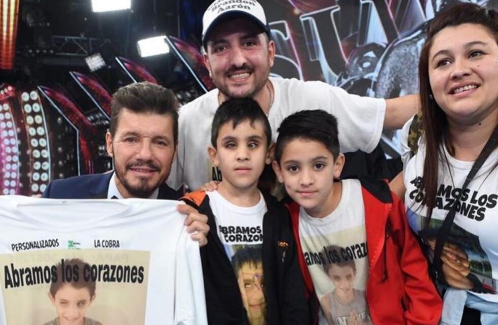 Tinelli cumplió y recibió en Showmatch a Aarón, un nene rosarino ciego