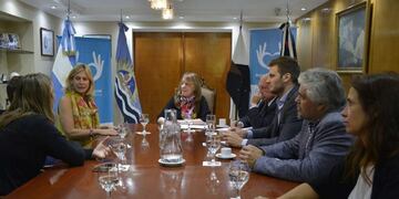 La Gobernadora recibió a las fundaciones ambientalistas que trabajan en Santa Cruz