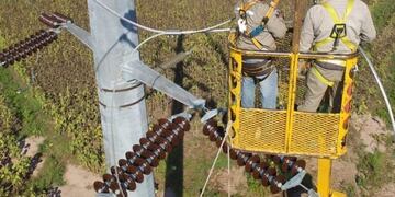 La suba en la tarifa de la luz rondaría en un 50%\u002E (Web)\u002E