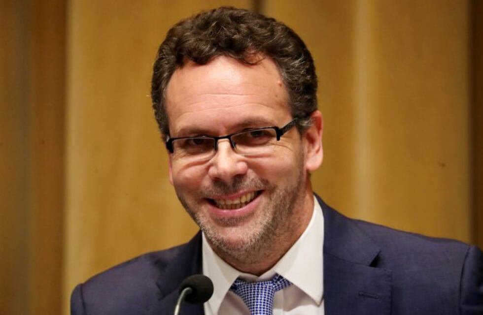 Festejan Macri y Sandleris: cae la inflación y aumenta la demanda real de dinero