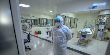 Santa Fe reportó 1.377 casos de coronavirus, de los cuales 626 son de Rosario. (Photo by Juan BARRETO / AFP)