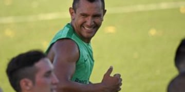 El futbolista tenu00eda previsto arribar este lunes a la mau00f1ana a Sevilla.