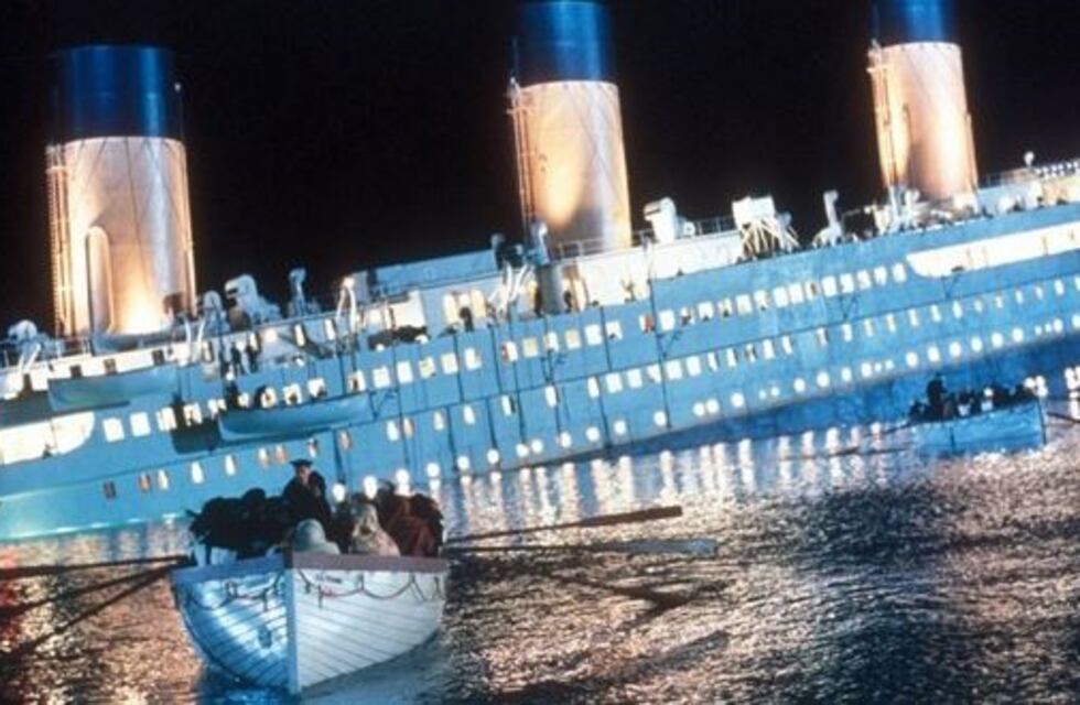 "Argentina en el Titanic", la parodia viral sobre la disparada del dólar