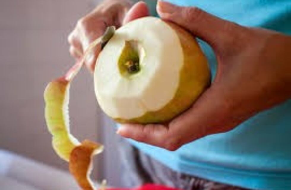 'Pelá más y abrí menos', la iniciativa que busca impulsar el consumo de frutas