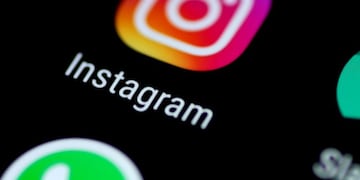FILE PHOTO: The Instagram application is seen on a phone screen August 3, 2017\u002E REUTERS/Thomas White/File Photo