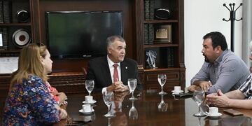 Jaldo recibió a representantes y colaboradores por la celebración a la Virgen de Lourdes\u002E (Comunicación Gobierno Tucumán)