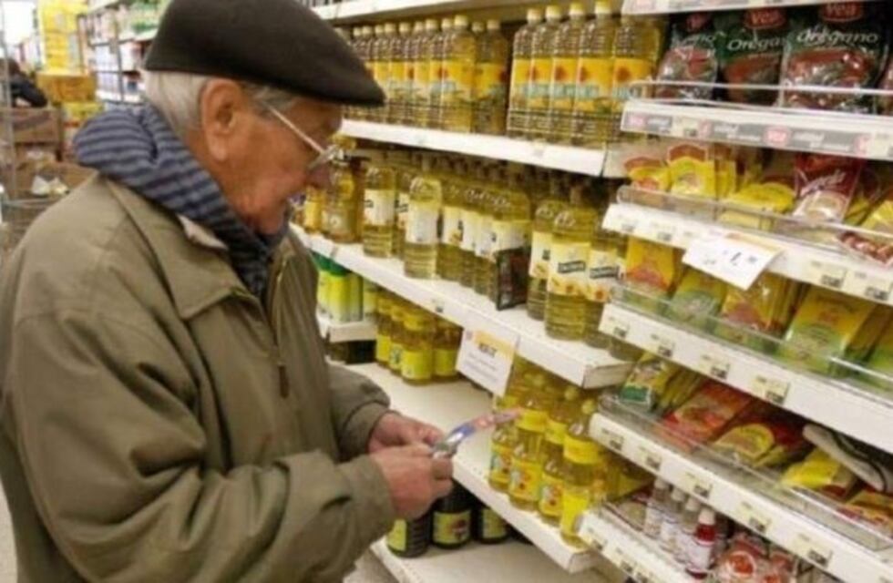 La canasta básica de los jubilados subió 24% en seis meses, según la Defensoría de la Tercera Edad