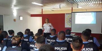 Jornada de capacitación para la fuerza policial de Carlos Paz