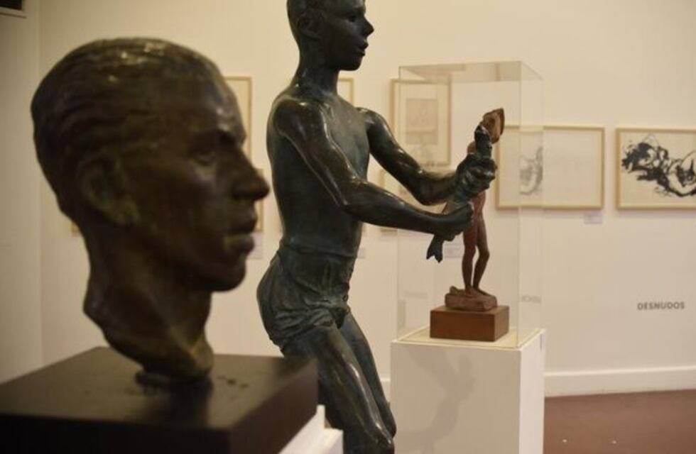 Inaugura una muestra de dibujos de Lucio Fontana en el museo Castagnino