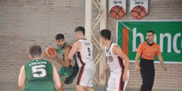 Tiro Federal frente a Sportivo América