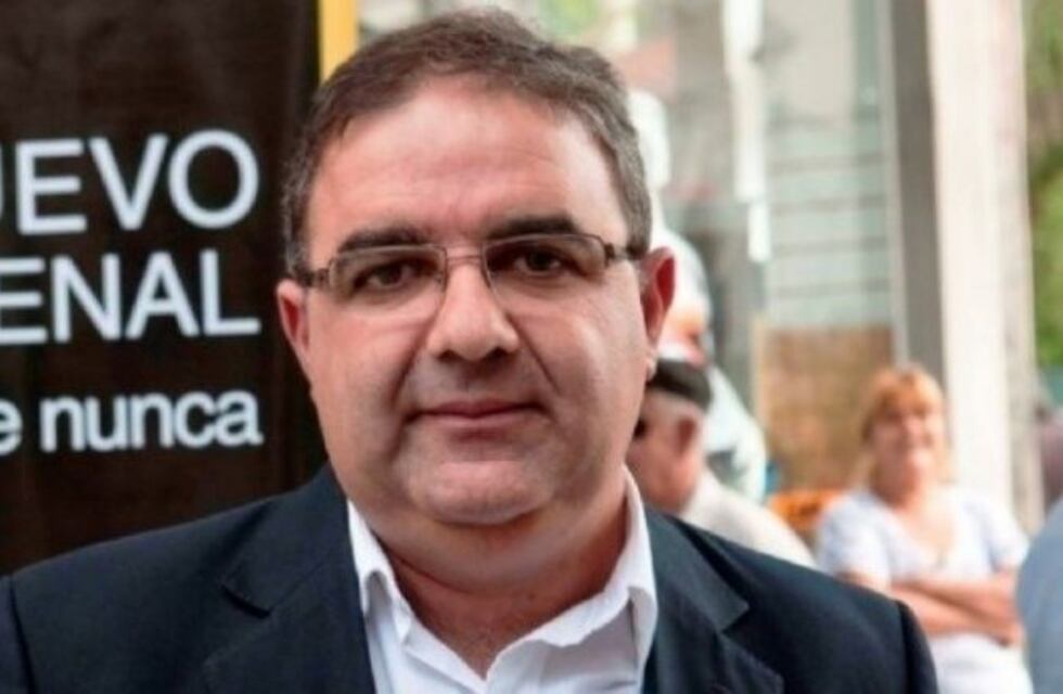 Jalil no ve con malos ojos reformar la Constitución y habló de reducir el gasto público