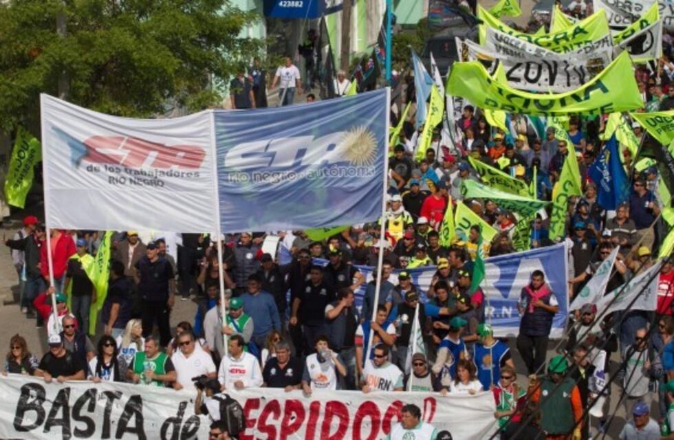 Paro del martes 28: sin clases pero con actividad bancaria