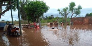 Apolinario Saravia se mantiene en alerta por las inundaciones\u002E (Web)