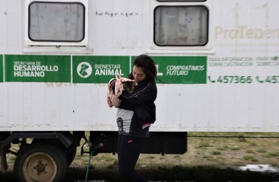 El tráiler de salud y el castramóvil llega a los barrios