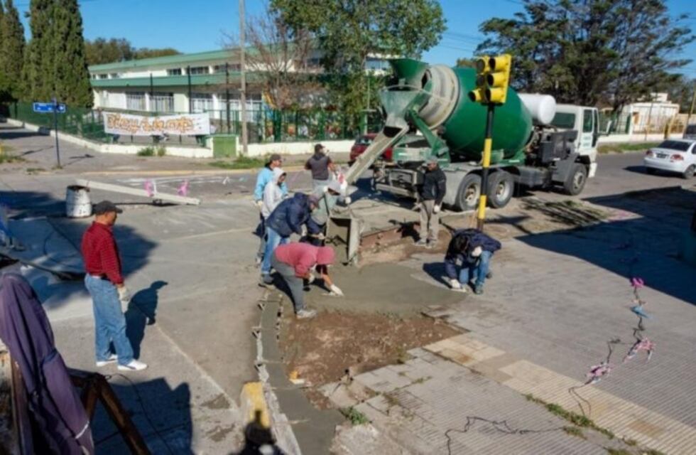 Continúa la pavimentación de Rawson y Playa Unión