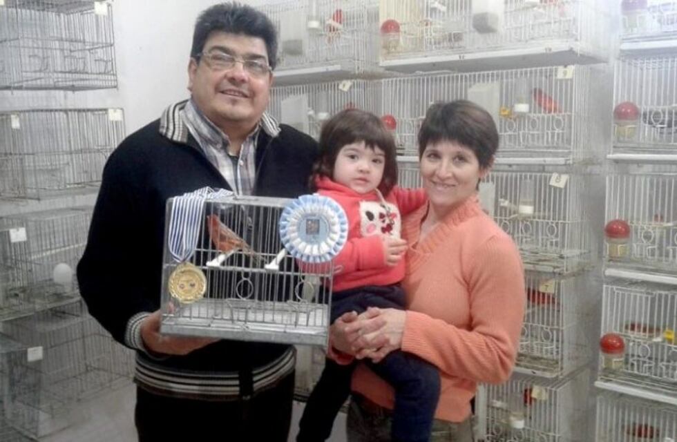 El canario "campeón del mundo" se llama Augusto y es de La Carlota