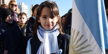 4000 chicos le juraron lealtad a la bandera