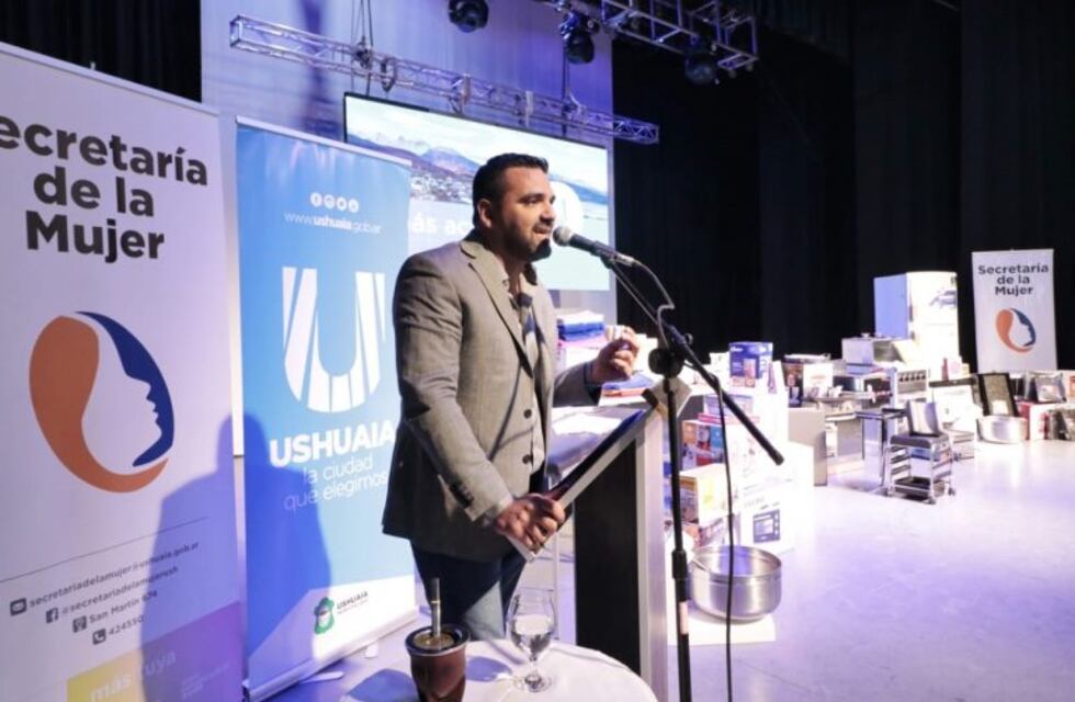 La Municipalidad de Ushuaia entrega herramientas a mujeres emprendedoras