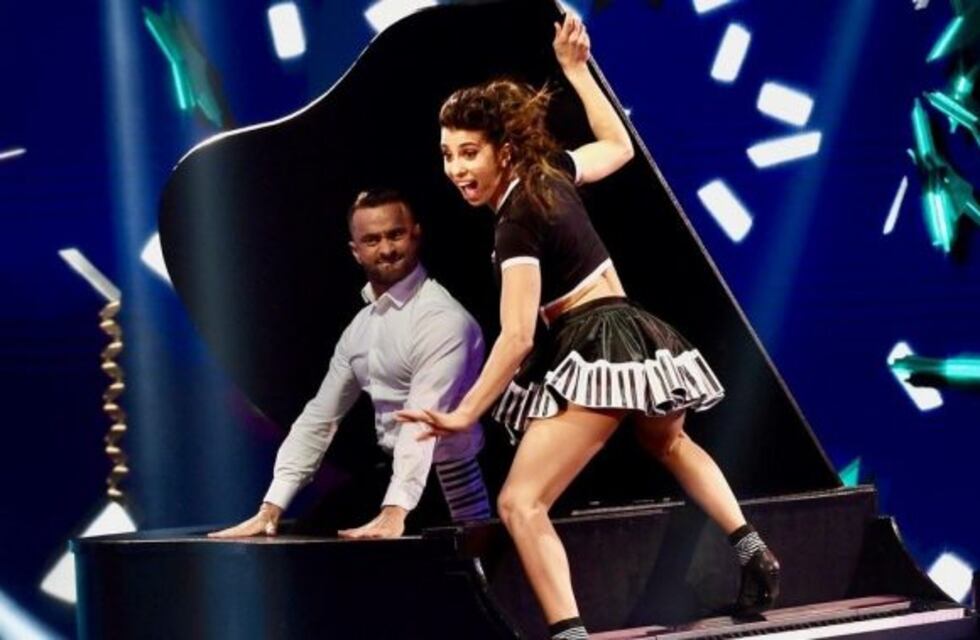 Cinthia Fernández volvió a trabajar como modelo del Palacio de la Oportunidad