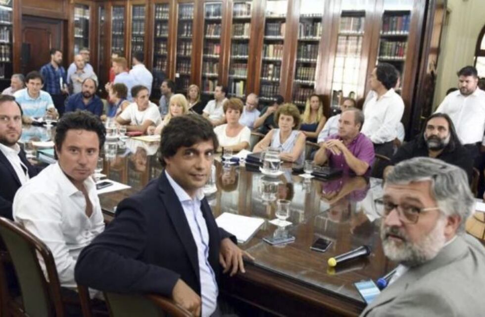 Buenos Aires: de paro, docentes advierten que no firmarán una paritaria del 30%