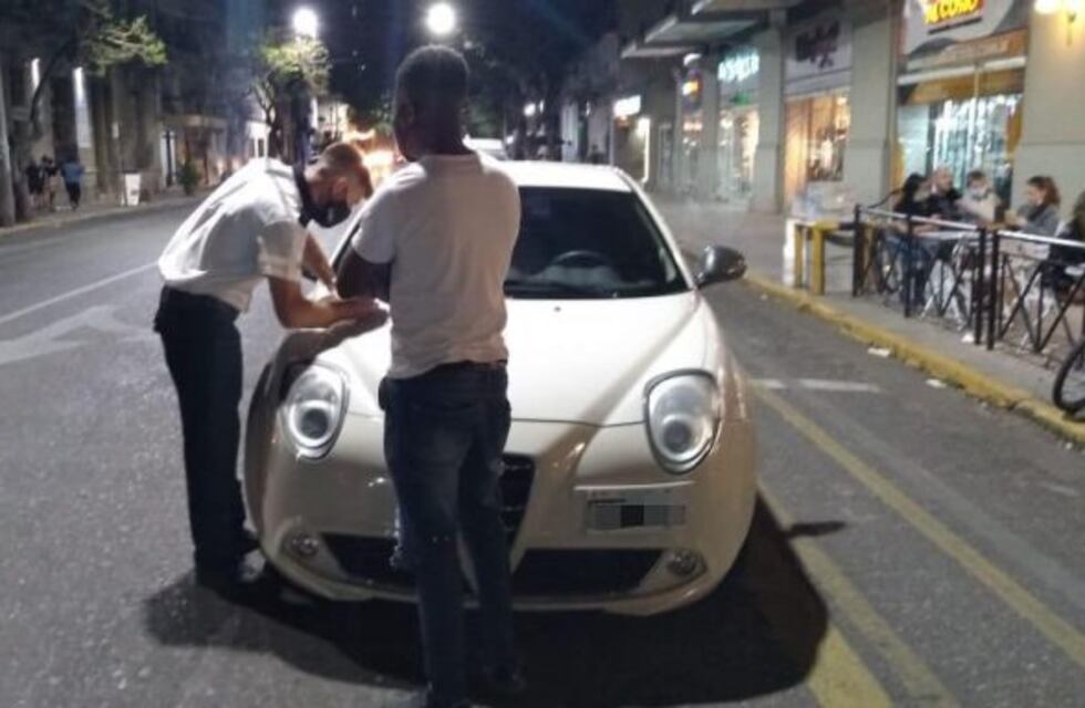 Conducía de contramano con tres veces más alcohol del permitido