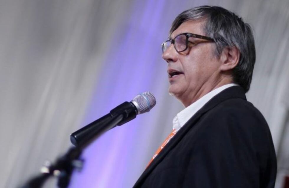 Cacho Maldini oficializa su candidatura a la intendencia de Arroyito