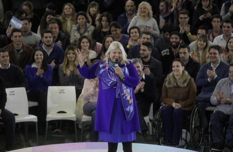 Carrió admitió que la elección "está pareja" en la provincia de Buenos Aires