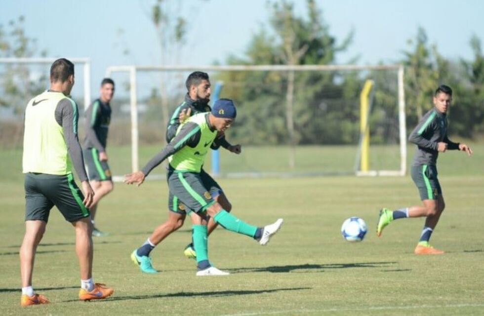 Montero adelantó que el equipo que paró en el entrenamiento enfrentaría a Aldosivi