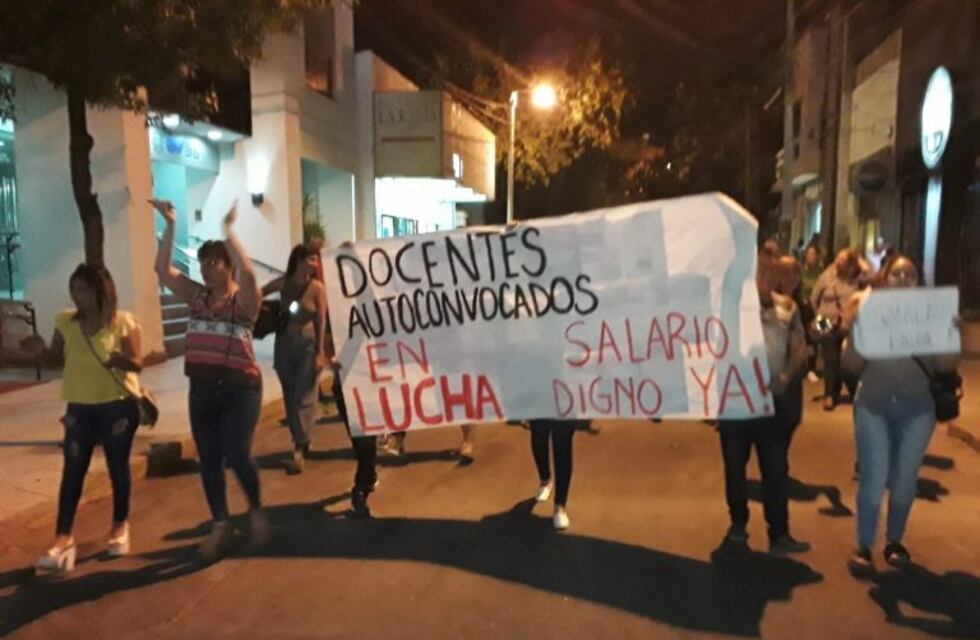 Docentes autoconvocados continúan con conflictos salariales