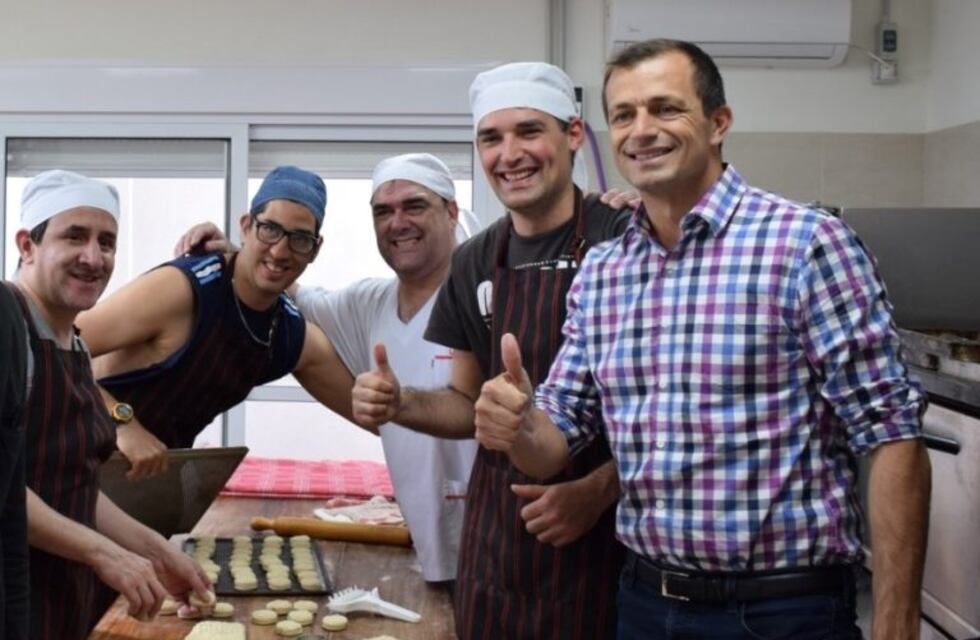 El candidato a gobernador Eduardo "Bali" Bucca visitó Coronel Rosales