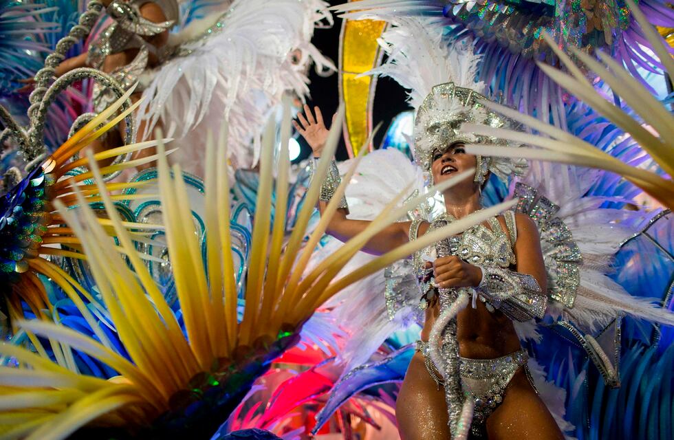 Río de Janeiro: cancelan el carnaval callejero más grande del mundo por el avance de la variante Ómicron