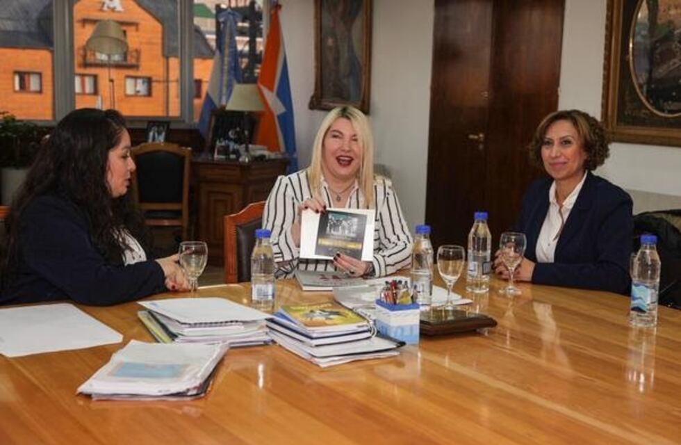 Bertone recibió a dirigentes locales del gremio gastronómico