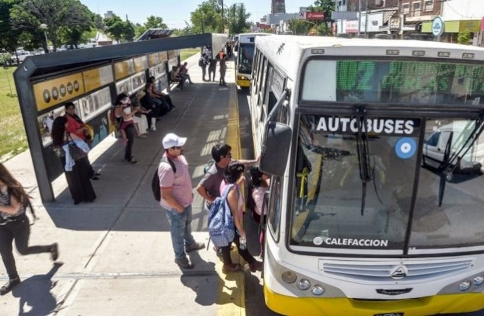 Desde que funciona el Metrobus se compran más pasajes que antes