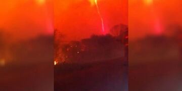Remolino de fuego en incendio en Córdoba